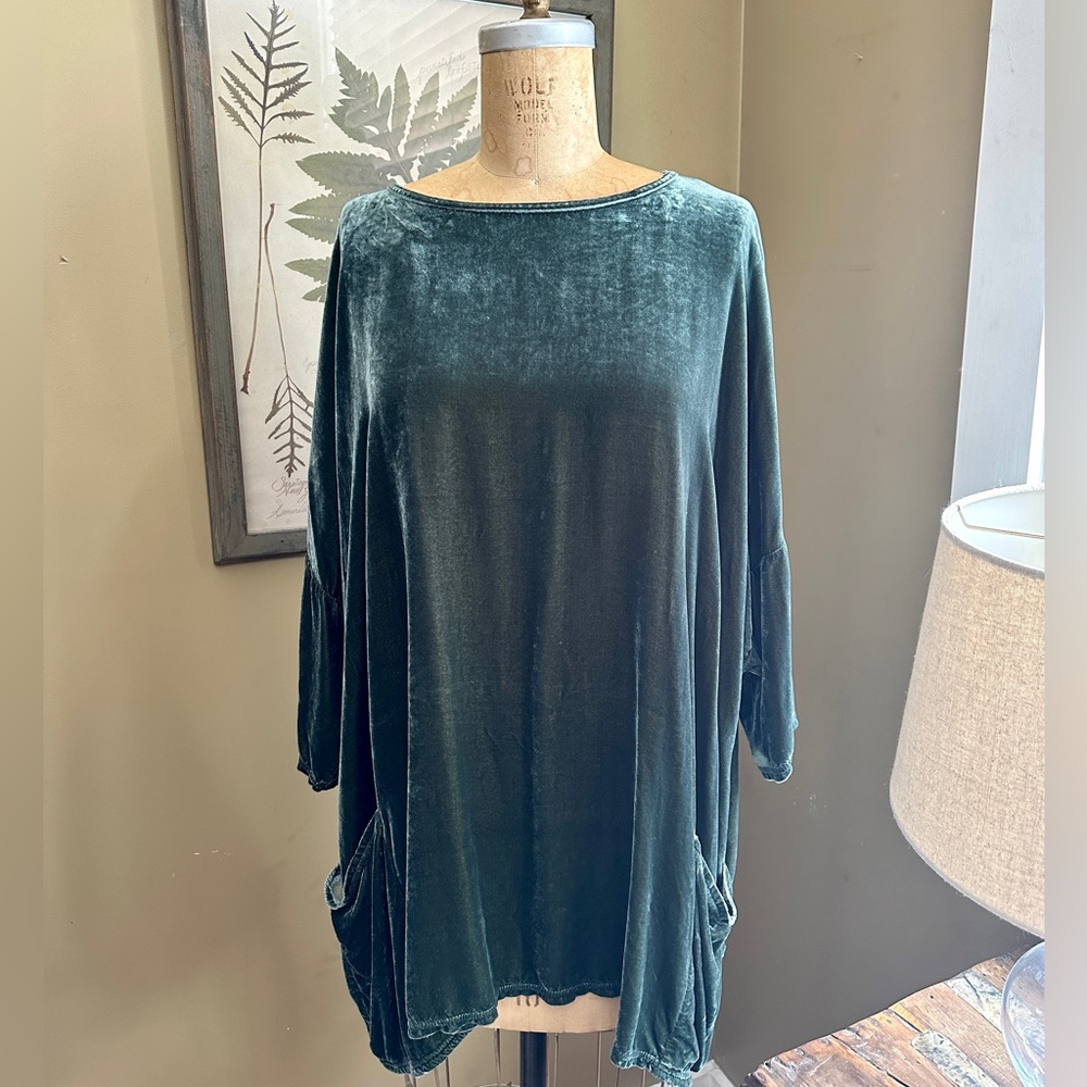 Cut Loose Velvet Tunic - One Size